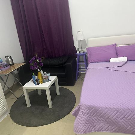 شقة The Purple Place أبو ظبي المظهر الخارجي الصورة